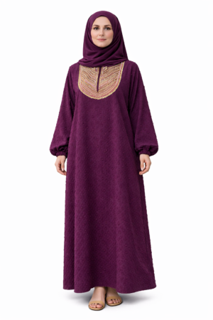 Prayer dress with pink neck